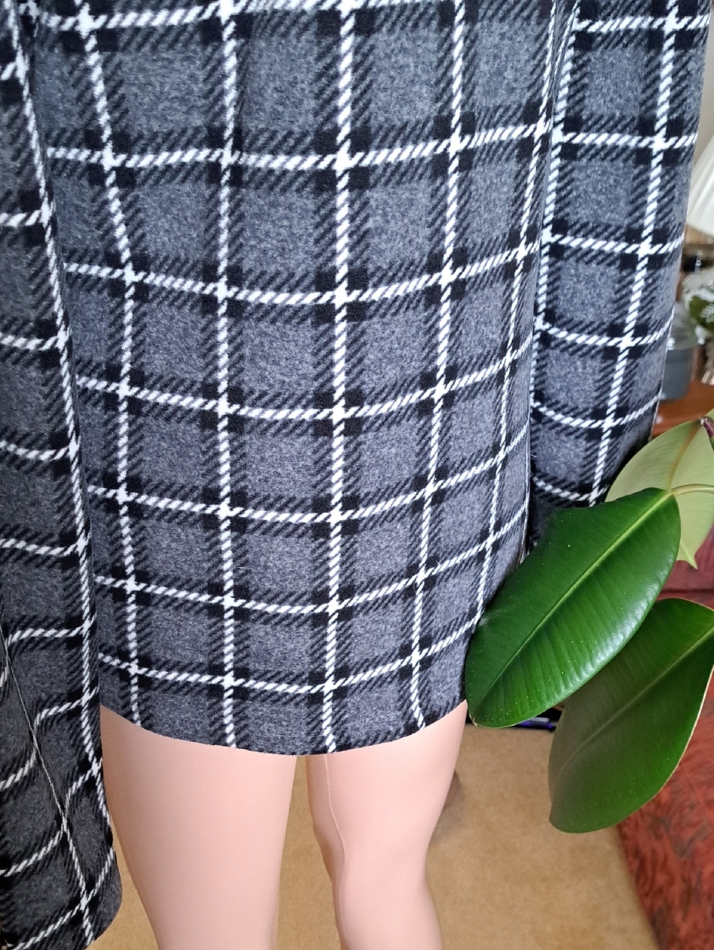 Cuddl Duds Black and White Windowpane Long-Sleeve Top - Picture 5 of 7